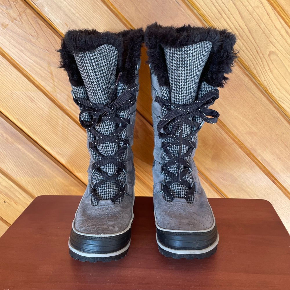 Sorel Gray Winter & Rain Boots